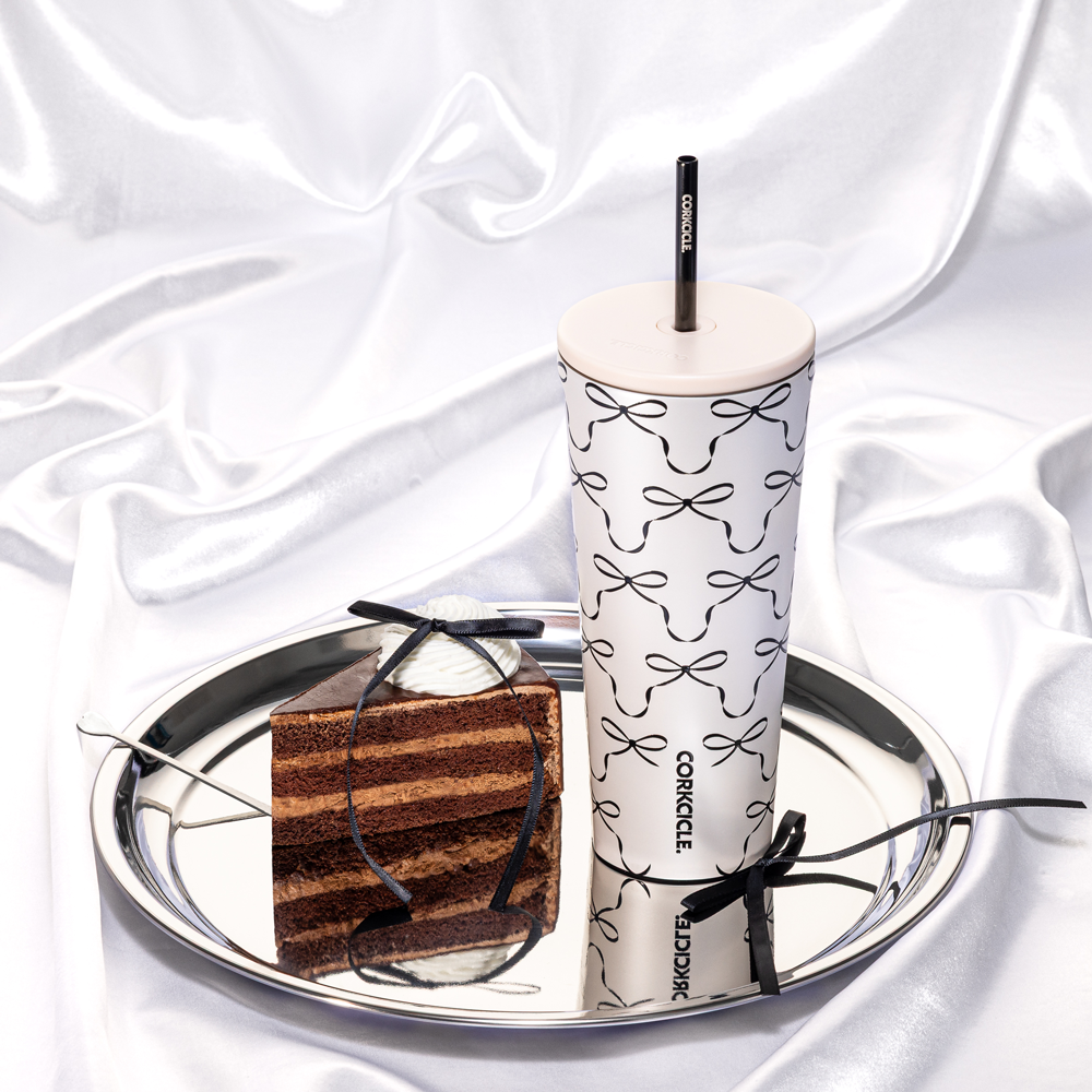 cold-cup-i7 2a98a7269432--2224PBBC-lifestyle.png