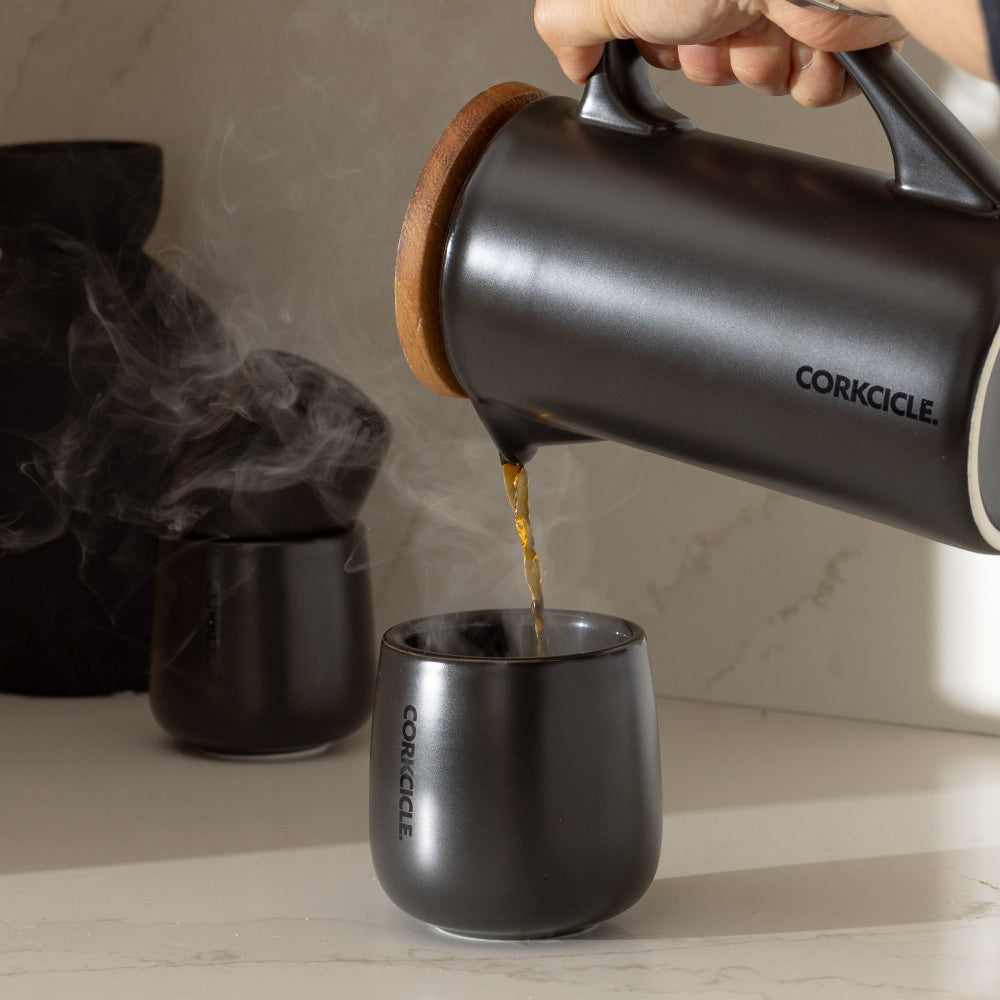 cafe-cups-g8 60e7af654ef9--cafe-cup-lifestyle1.jpg