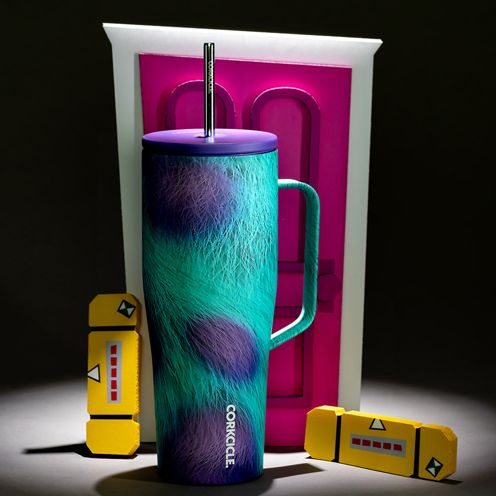 disney-pixar-cold-cup-xl-q6 MonstersInc-Lifestyle-PDP2.jpg