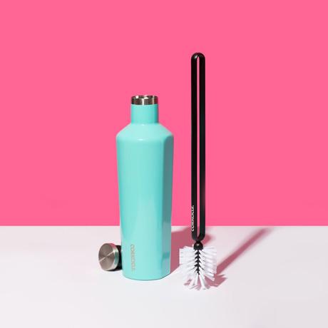 bottle-brush-t7 accessories_bottlebrush_lifestyle.jpg