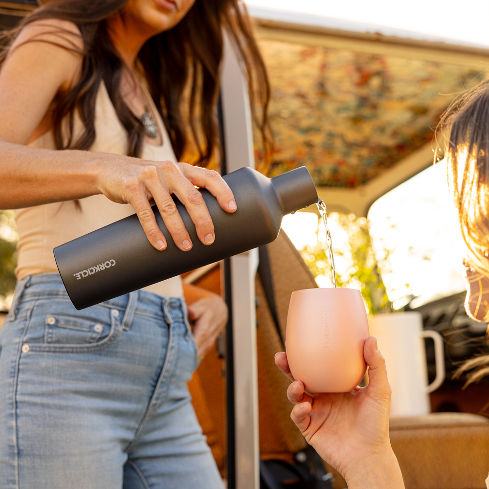 vinnebago-e6 e9a21e7fb71f--Vinnebago-lifestyle.png